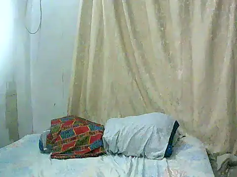 Snapshot of hottest_solel chatting on 15, 12, 2025 hottest solel online show from 15, 12, 2025