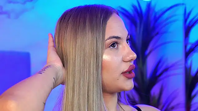 Chloe GraceeX online show from 3, 12, 2025