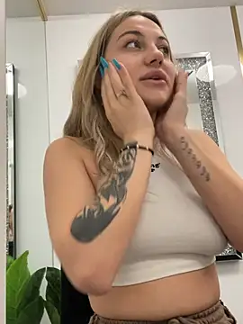 Chloe GraceeX online show from 21, 2, 2026