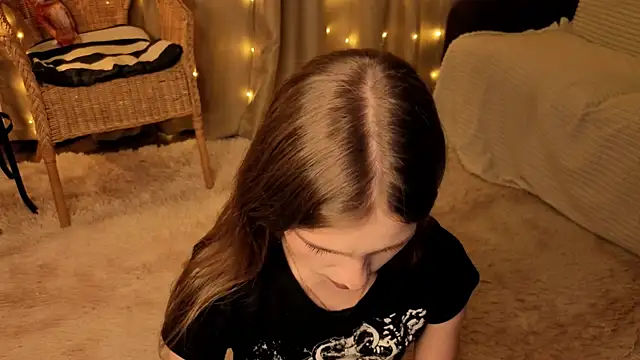 Snapshot of RozanneJordan chatting on 31, 5, 2026 RozanneJordan online show from 31, 5, 2026