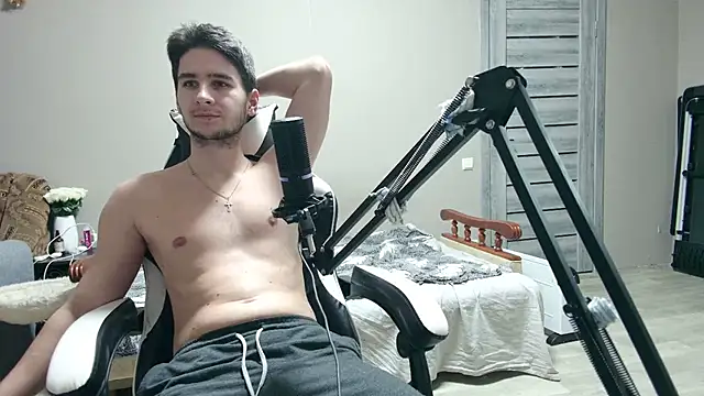 6thfingq online show from 4, 12, 2025