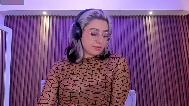 Snapshot of GabyRose9 chatting on 25, 5, 2026 GabyRose9 online show from 25, 5, 2026