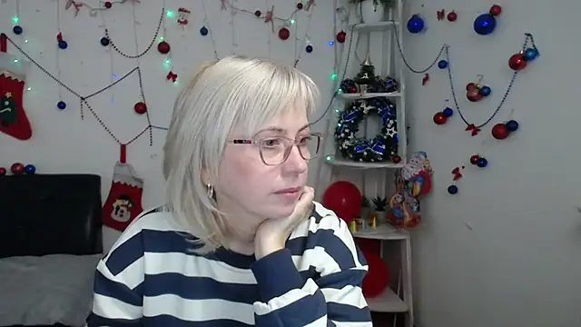 LaurenWishy online show from 21, 12, 2025