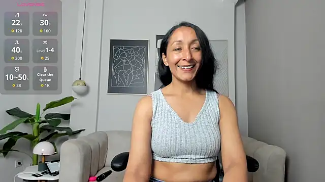 Snapshot of Violet_Kumar chatting on 21, 11, 2025 Violet Kumar online show from 21, 11, 2025