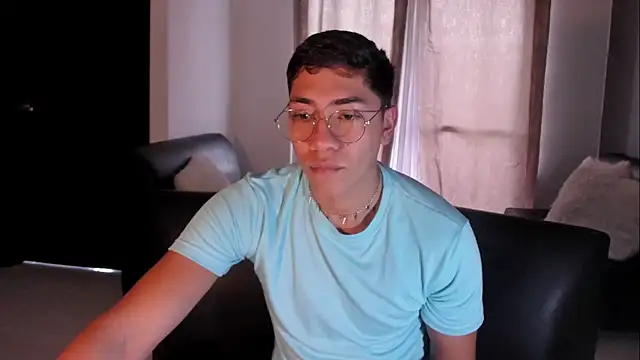 Snapshot of ATLASVANDRAKE chatting on 30, 11, 2025 ATLASVANDRAKE online show from 30, 11, 2025