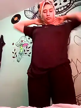 Snapshot of cata_bronw chatting on 18, 3, 2026 cata bronw online show from 18, 3, 2026