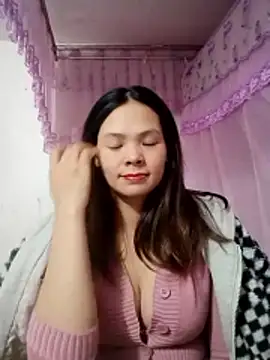 quynhquynh  online show from 11, 1, 2026