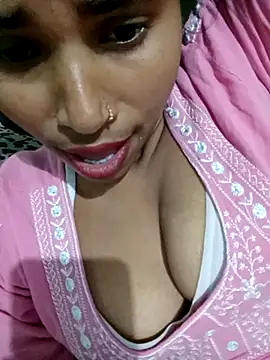 Snapshot of Hott_myraa chatting on 3, 12, 2025 Hott myraa online show from 3, 12, 2025