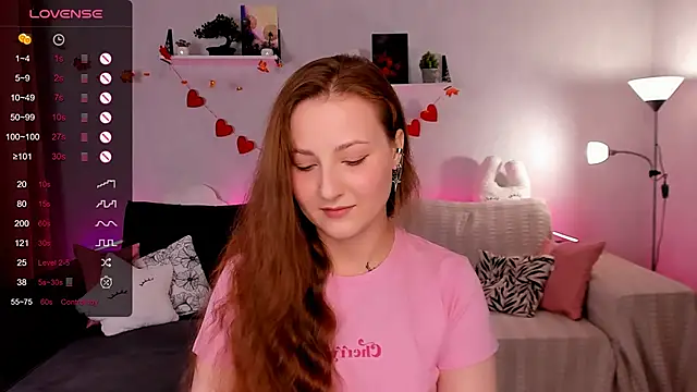 Snapshot of velvet_cherry_ chatting on 22, 11, 2025 velvet cherry online show from 22, 11, 2025