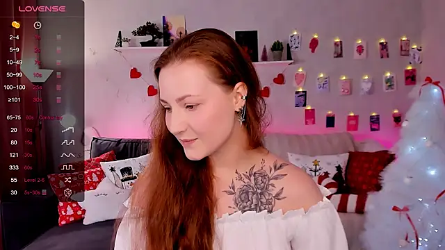 Snapshot of velvet_cherry_ chatting on 9, 1, 2026 velvet cherry online show from 9, 1, 2026