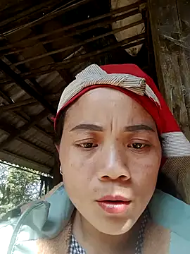 Snapshot of bela-hayes chatting on 2, 12, 2025 bela-hayes online show from 2, 12, 2025