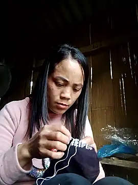 Snapshot of bela-hayes chatting on 19, 12, 2025 bela-hayes online show from 19, 12, 2025