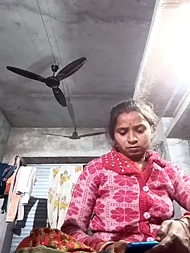 Snapshot of Hot_erion chatting on 27, 11, 2025 Hot erion online show from 27, 11, 2025