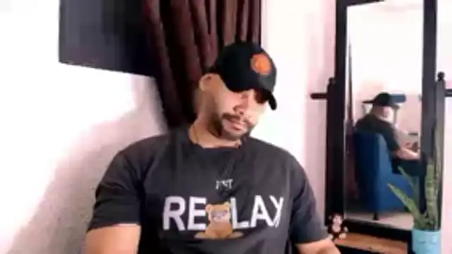 musclehetero online show from 15, 6, 2026