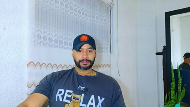 musclehetero online show from 4, 7, 2026
