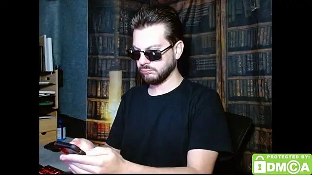 Snapshot of justshutupandwatch chatting on 24, 11, 2025 justshutupandwatch online show from 24, 11, 2025