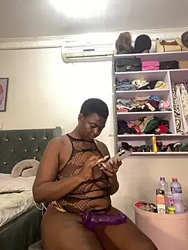 Thickbrat75 online show from 19, 12, 2025