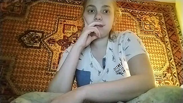 KikiBang online show from 12, 4, 2026