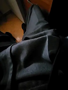 Snapshot of Raika25 chatting on 28, 11, 2025 Raika25 online show from 28, 11, 2025