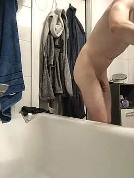 Snapshot of Spielzeugtwink chatting on 10, 2, 2026 Spielzeugtwink online show from 10, 2, 2026