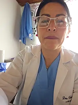 Snapshot of JustSamantha_ chatting on 1, 12, 2025 JustSamantha online show from 1, 12, 2025