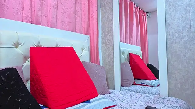 alicee foox online show from 13, 4, 2026