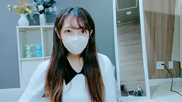 Nami-jpn online show from 5, 12, 2025