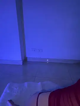 Little  Danni1 online show from 21, 12, 2025