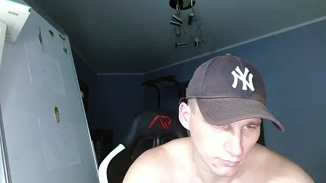 Poliglotjoe1 online show from 24, 11, 2025