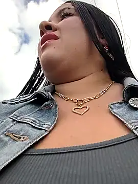 Kendra-daring online show from 11, 4, 2026