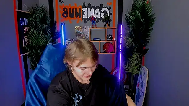 Snapshot of DonaldWoon chatting on 2, 12, 2025 DonaldWoon online show from 2, 12, 2025