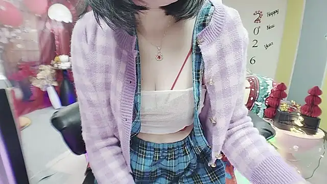 Snapshot of Alberta-love520 chatting on 5, 2, 2026 Alberta-love520 online show from 5, 2, 2026