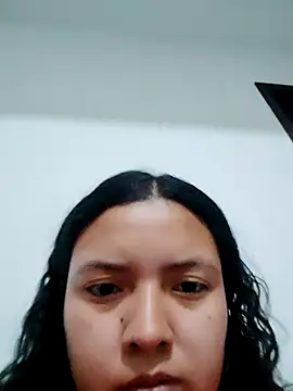 Snapshot of Laliley chatting on 20, 11, 2025 Laliley online show from 20, 11, 2025