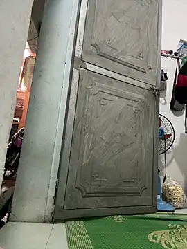 Snapshot of Spring-spring chatting on 30, 11, 2025 Spring-spring online show from 30, 11, 2025