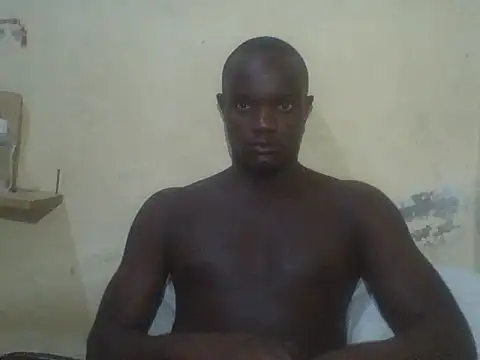 Snapshot of UsTwo_ chatting on 25, 11, 2025 UsTwo online show from 25, 11, 2025