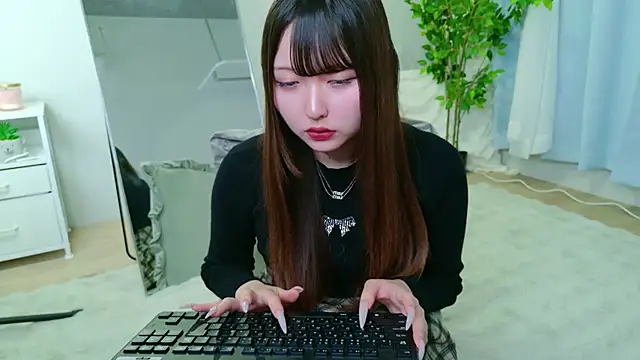 Snapshot of _Sakura_F chatting on 5, 4, 2026 Sakura F online show from 5, 4, 2026