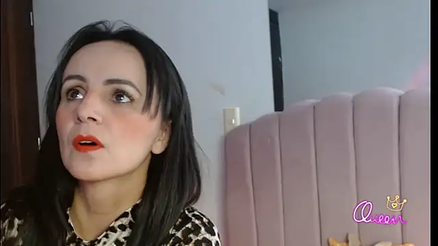 Juliana  lx online show from 6, 3, 2026