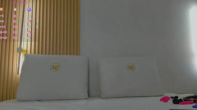 Snapshot of mia_dollce chatting on 1, 12, 2025 mia dollce online show from 1, 12, 2025