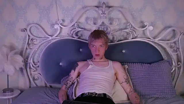 TRAVIS CLAS online show from 28, 11, 2025