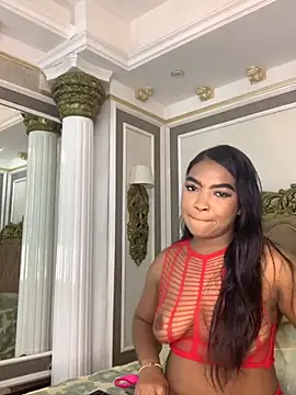 Snapshot of Mariana_Davies1 chatting on 28, 11, 2025 Mariana Davies1 online show from 28, 11, 2025