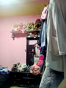 Chantal sex22 online show from 13, 12, 2025