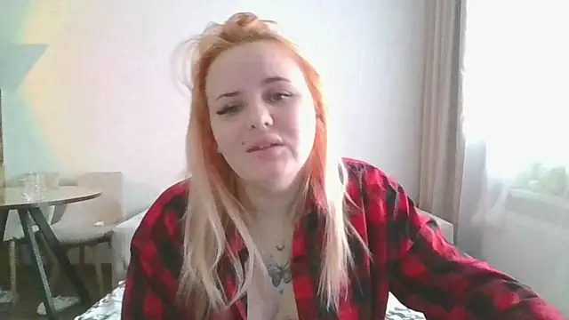 Snapshot of Pamella_Loid chatting on 17, 12, 2025 Pamella Loid online show from 17, 12, 2025