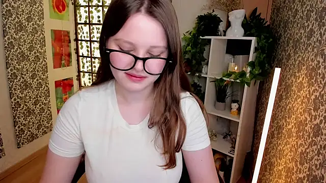 Snapshot of Lana_Moon__ chatting on 22, 11, 2025 Lana Moon online show from 22, 11, 2025