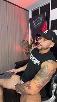 Snapshot of NikoHank chatting on 18, 1, 2026 NikoHank online show from 18, 1, 2026