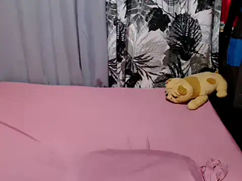 lovelyxmorena online show from 3, 12, 2025