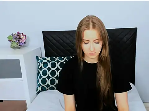 VanessaAmore online show from 5, 4, 2026