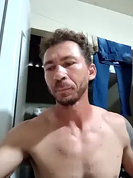 RobertoLuiz84 online show from 2, 2, 2026