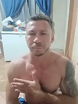 RobertoLuiz84 online show from 9, 7, 2026