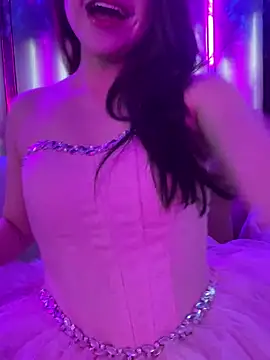 Snapshot of Queen-of-Love chatting on 10, 2, 2026 Queen-of-Love online show from 10, 2, 2026