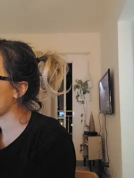 Snapshot of KnotBabe chatting on 26, 11, 2025 KnotBabe online show from 26, 11, 2025